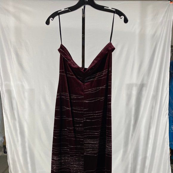 THS - Dress - Picture 3 of 6